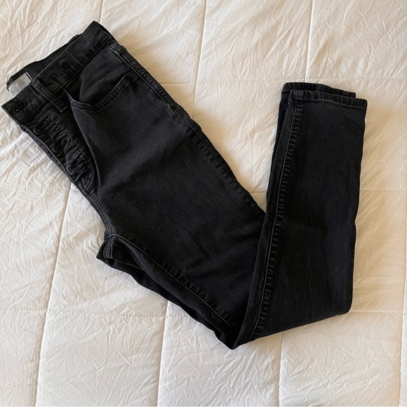 Madewell Denim - Madewell Mid Rise Skinny Black Jeans‎ size 28 inch